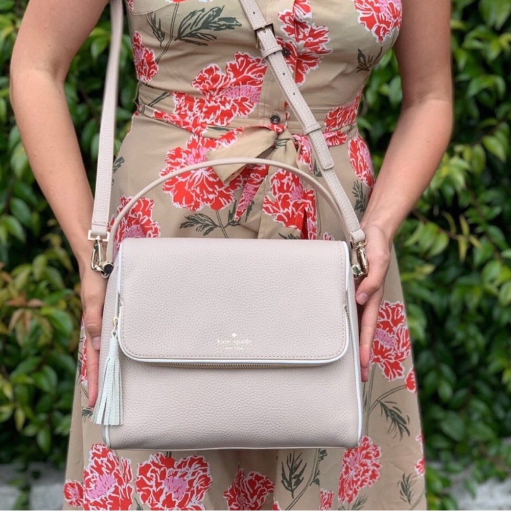 Kate Spade Cream Crossbody Bag with Structured Design
